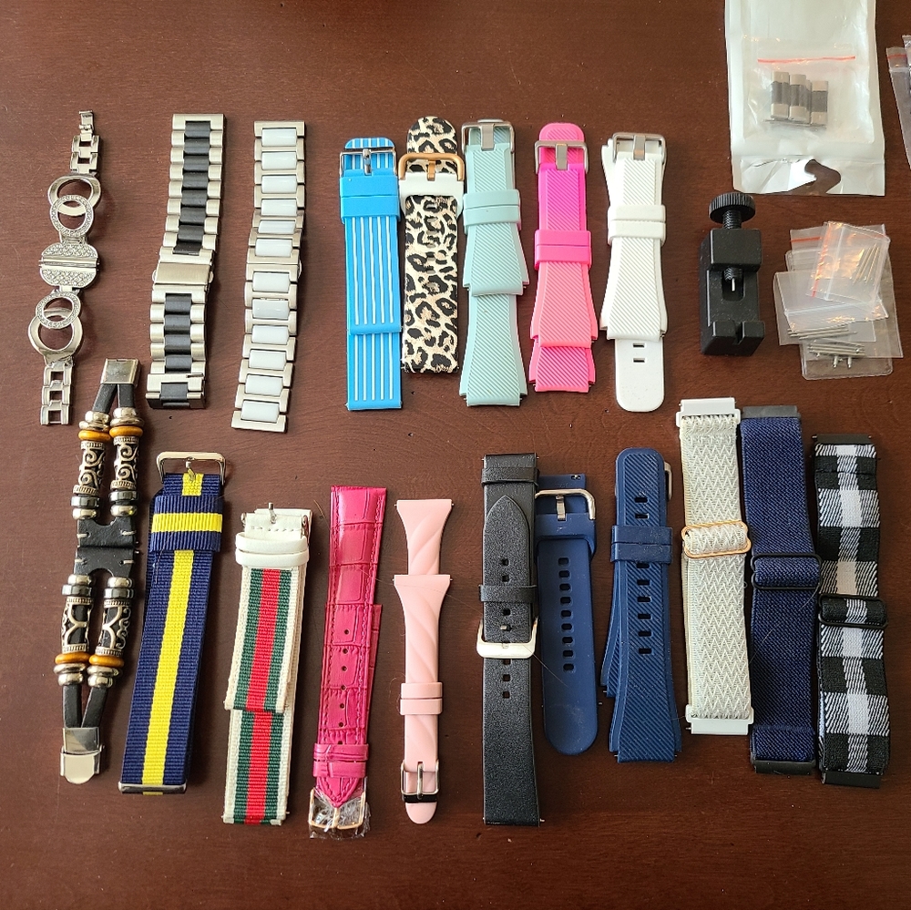 Whole group of  20 Watch bands (22mm)
